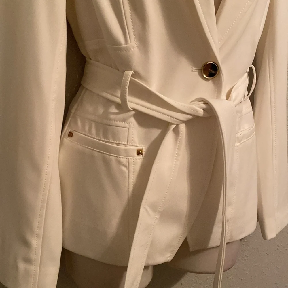 NWT Cache white stretch fitted tailored look belted blazer jacket 4 - Picture 4 of 10